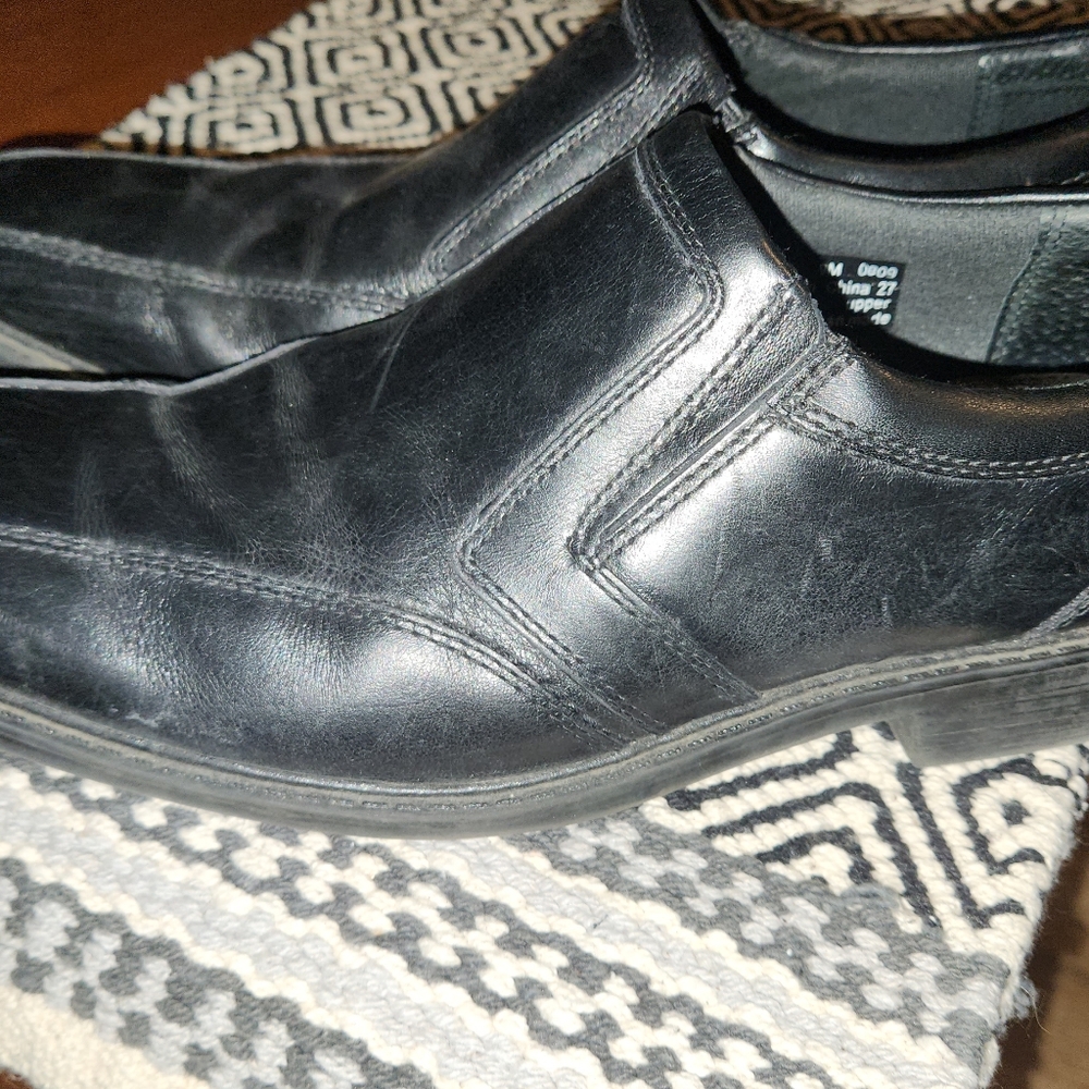BOSTONIAN Men's Black Leather Shoes